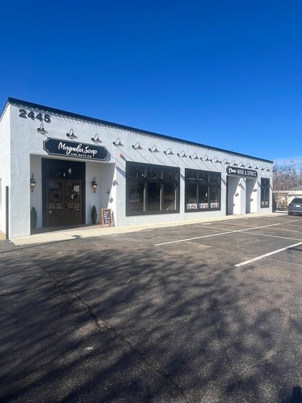Primary Photo Of 2445 Highway 51, Hernando Restaurant For Lease