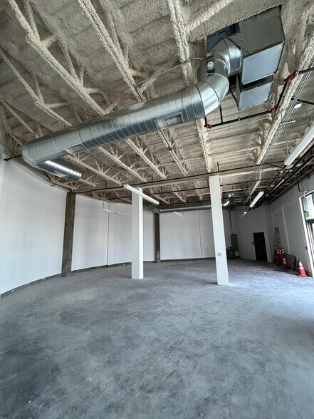 More Photos Of 1302-1342 S La Brea Ave, Los Angeles General Retail For Lease