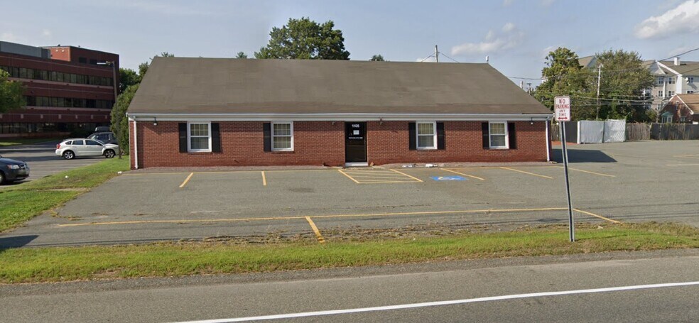 Primary Photo Of 1105 W Chestnut St, Brockton Office For Lease