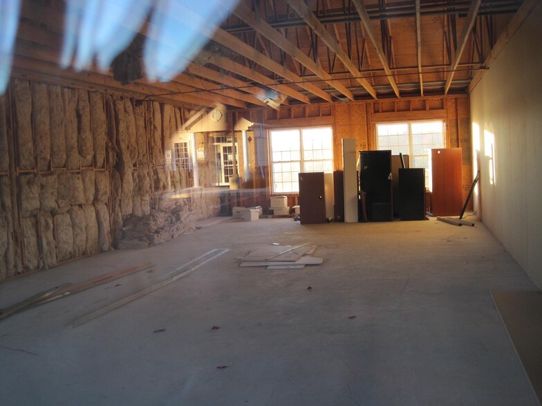 More Photos Of 250 Old New Brunswick Rd, Piscataway Unknown For Lease