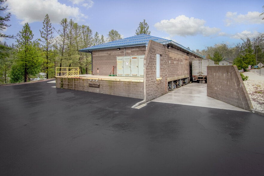 More Photos Of 810 Whispering Pines Ln, Grass Valley Refrigeration Cold Storage For Sale