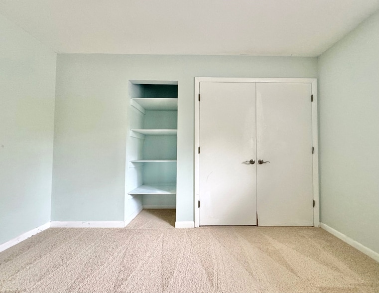 More Photos Of 201 Howell St, Chapel Hill Apartments For Sale