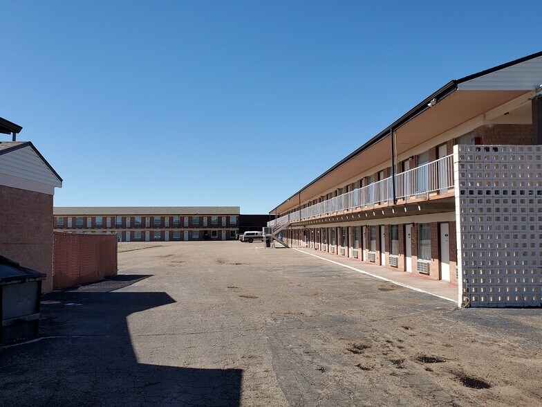 More Photos Of 15225 US-385, Julesburg Hotel For Sale