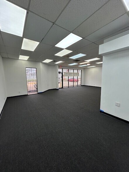 More Photos Of 9947 Harwin Dr, Houston Warehouse For Lease