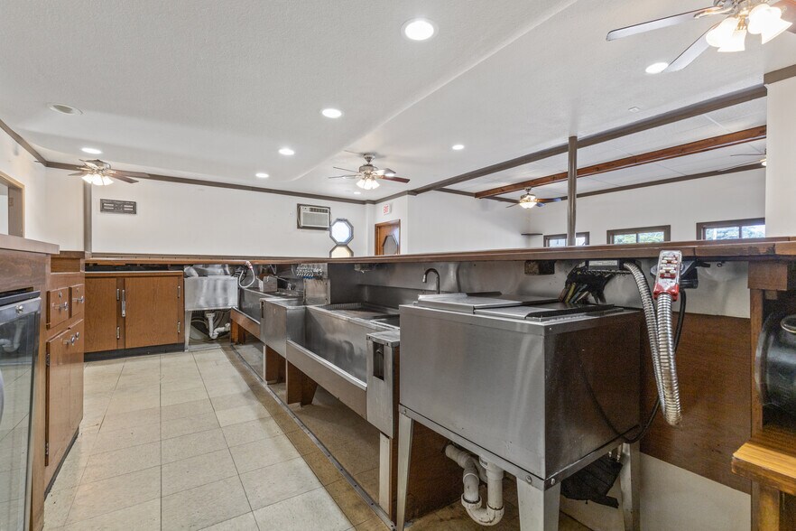 More Photos Of 2703 S Chicago Ave, South Milwaukee General Retail For Sale