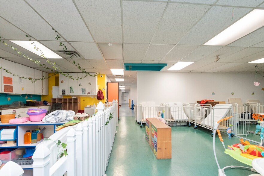 More Photos Of 211 Wise Ave, Dundalk Schools For Sale