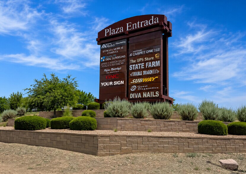 More Photos Of 3001 S Saint Francis Dr, Santa Fe Freestanding For Lease