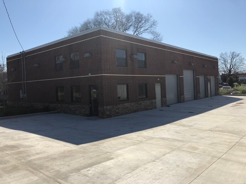 More Photos Of 2849 Logan St, Nashville Light Manufacturing For Lease