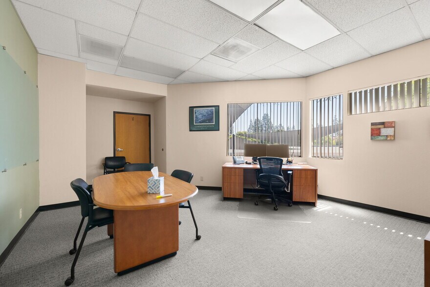 More Photos Of 777 E Alosta Ave, Azusa Religious Facility For Lease