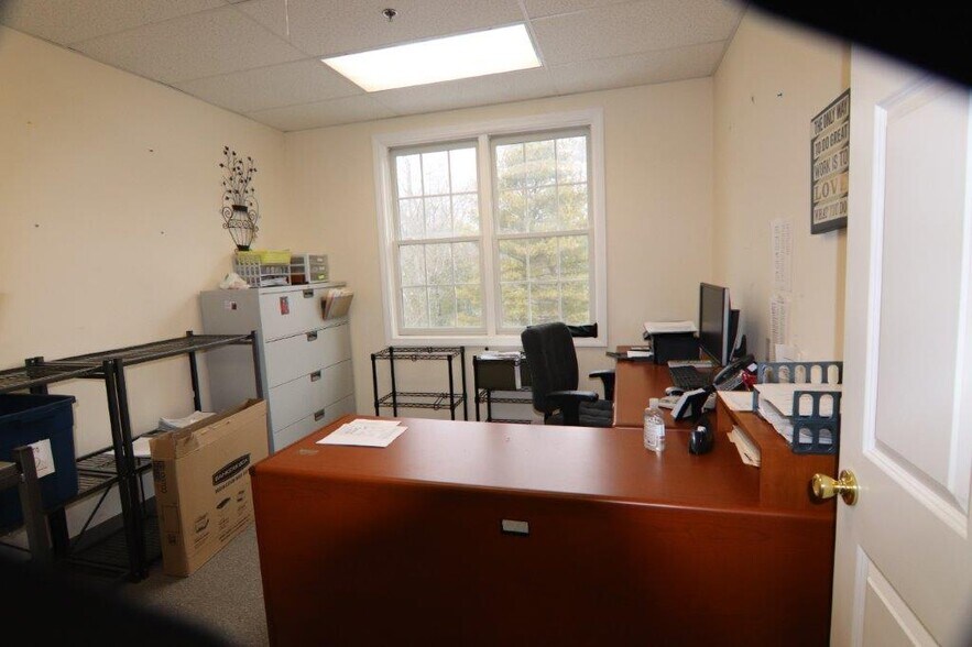 More Photos Of 104 Charles Eldridge Rd, Lakeville Office For Lease