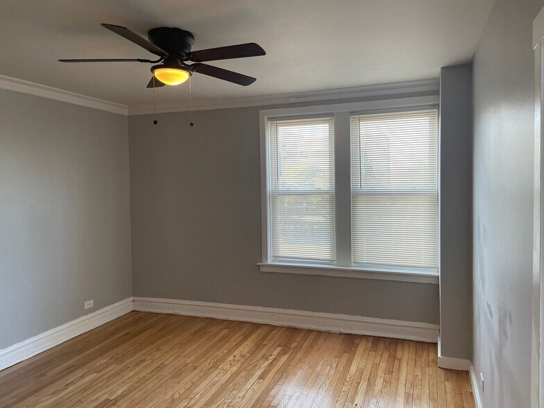 More Photos Of 5701 W Roosevelt Rd, Cicero Apartments For Lease