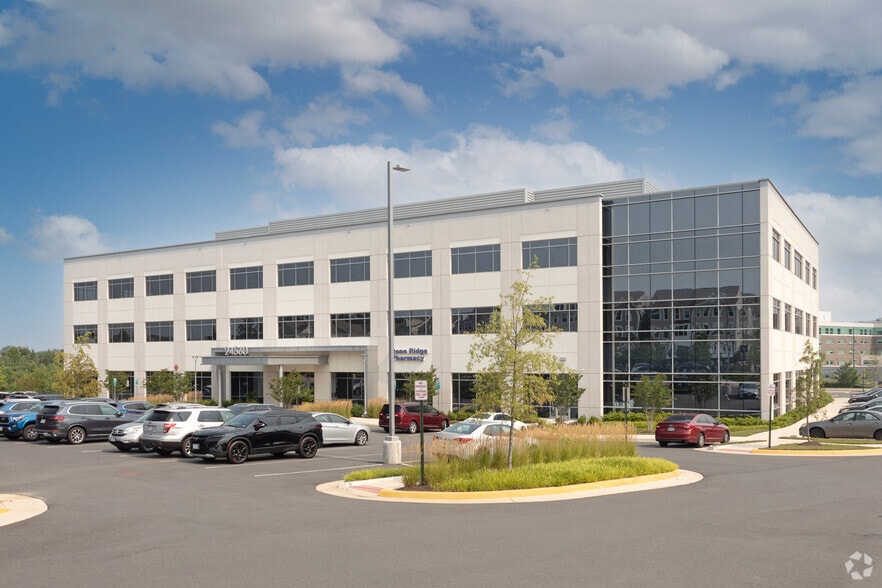 Primary Photo Of 24560 Southpoint Dr, Aldie Medical For Lease