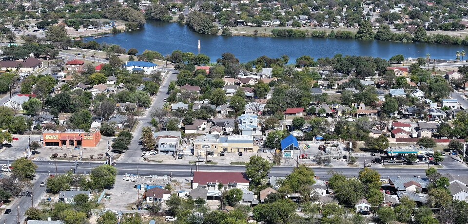 More Photos Of 1430 Culebra Rd, San Antonio General Retail For Sale