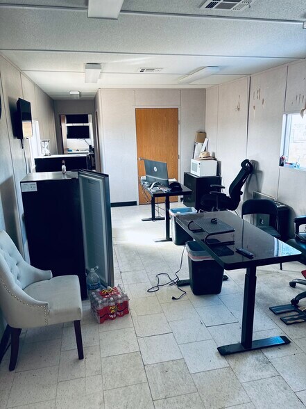 More Photos Of 3246 Steeple O Pkwy, Monahans Serviced Offices For Lease