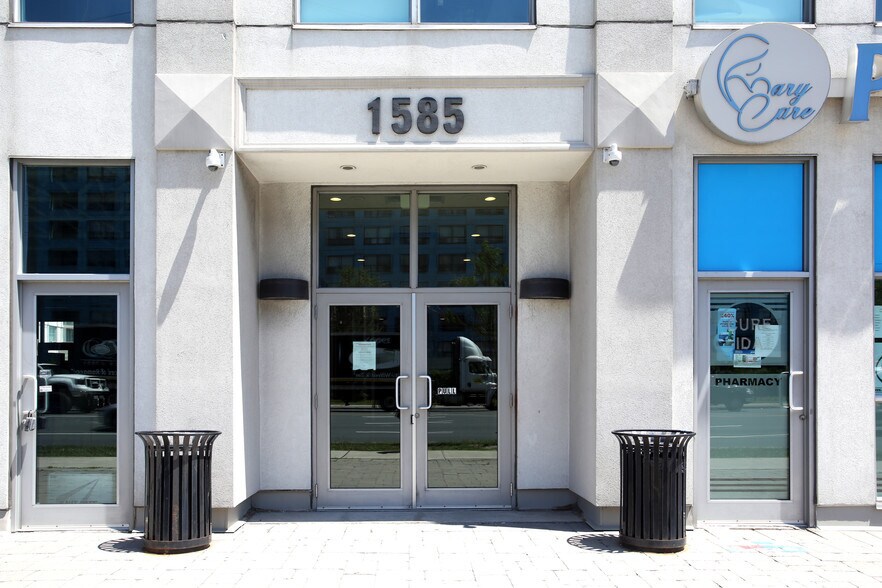 More Photos Of 1585 Markham Rd, Toronto Office For Sale