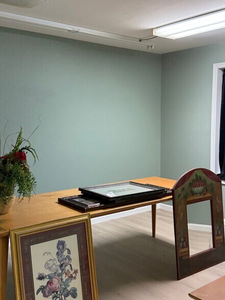 More Photos Of 2230 Industrial Park Dr, Cairo Warehouse For Sale