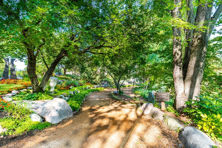 More Photos Of 5852-5870 Baker Rd, Minnetonka Unknown For Lease