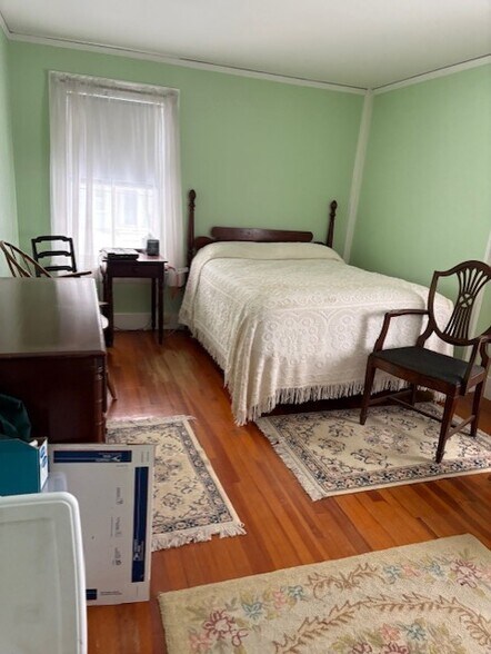More Photos Of 52-54 Church St, Cheshire General Retail For Sale