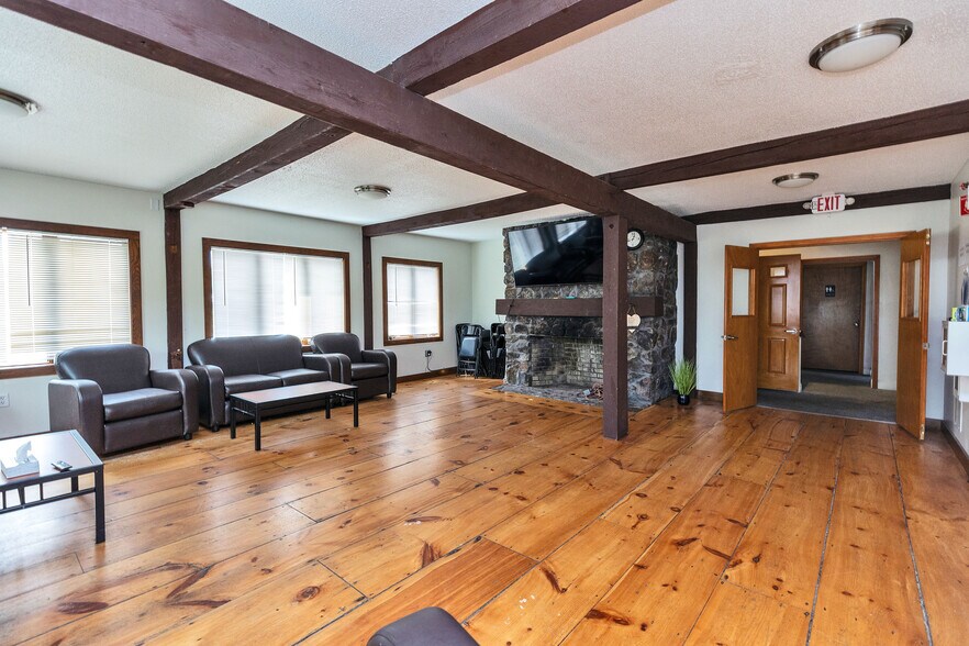 More Photos Of 608 Francestown Rd, Bennington Apartments For Sale