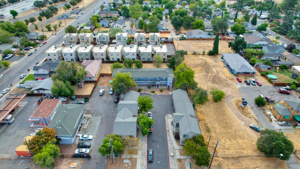 More Photos Of 3732-3736 Astoria St, Sacramento Apartments For Sale