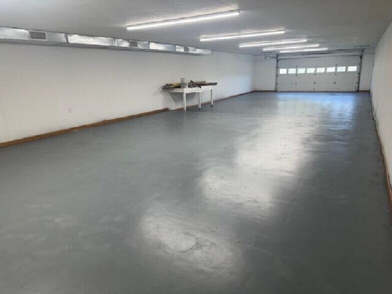 More Photos Of 4359 US Highway 160, West Plains General Retail For Sale
