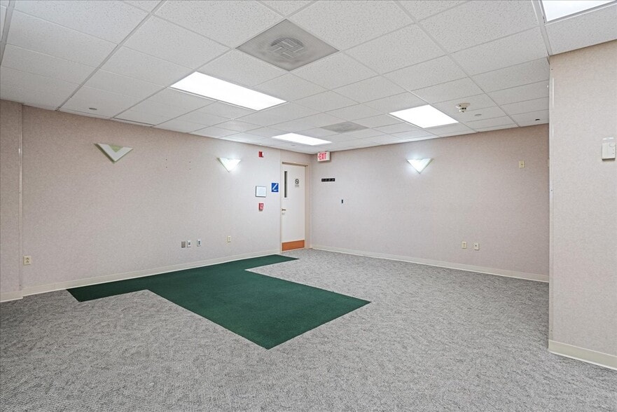 More Photos Of 3235 Sparks Rd, Cheyenne Medical For Lease