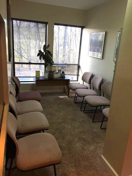 More Photos Of 55 Old Nyack Tpke, Nanuet Office Residential For Lease