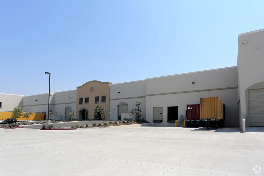 More Photos Of 4832-4850 Azusa Canyon Rd, Irwindale Warehouse For Lease