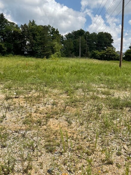 More Photos Of 669 W Broad St, Cookeville Land For Sale
