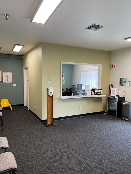 More Photos Of 414 W Napa St, Sonoma Office For Lease
