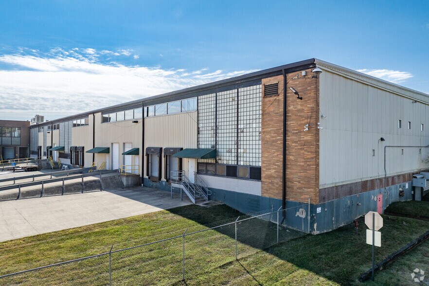 More Photos Of 711 Southwood Ave, Columbus Warehouse For Lease