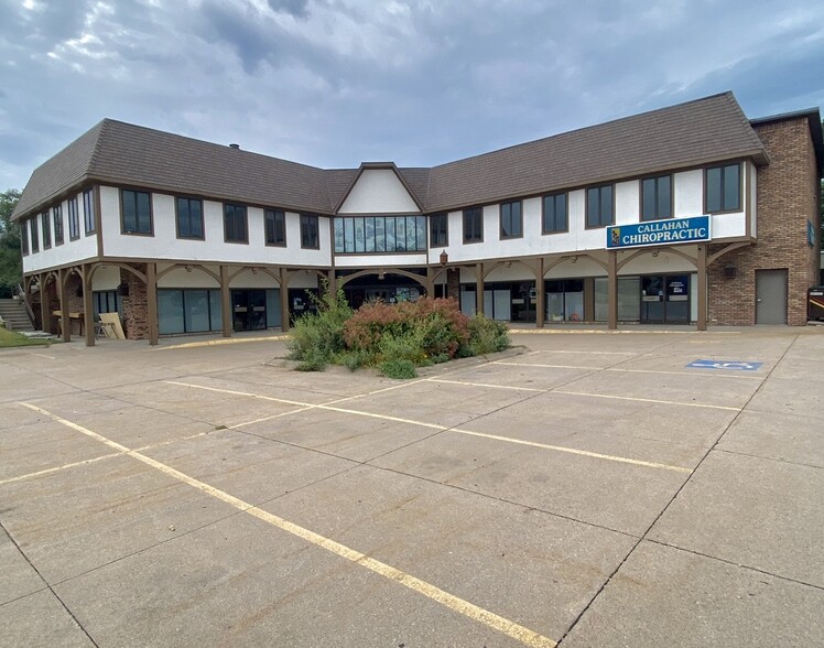 Primary Photo Of 1100 N Lincoln Ave, York Storefront Retail Office For Lease