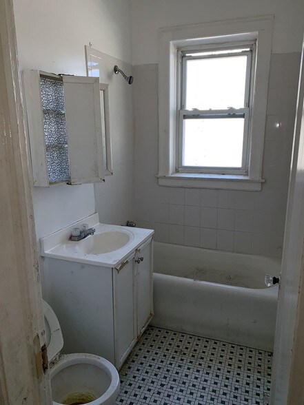 More Photos Of 8201-8205 S Kingston Ave, Chicago Apartments For Sale