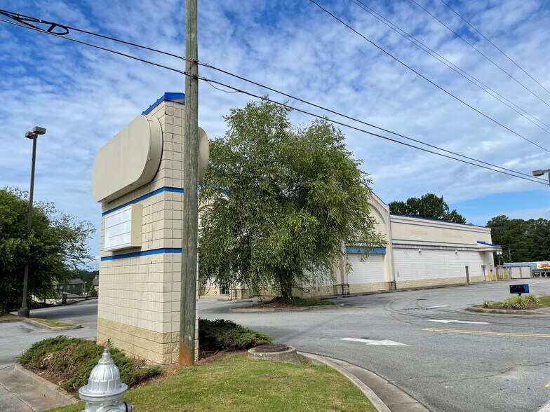 More Photos Of 4101 Five Forks Trickum Rd, Lilburn Drugstore For Lease