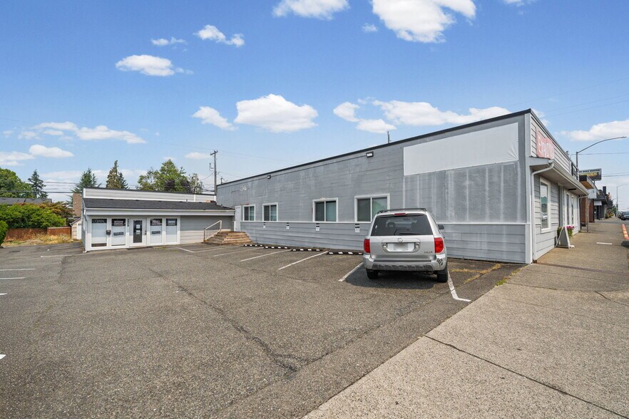 More Photos Of 3907-3909 6th Ave, Tacoma Freestanding For Sale