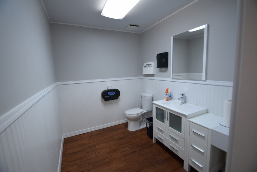 More Photos Of 888 NW Hill St, Bend Office For Lease