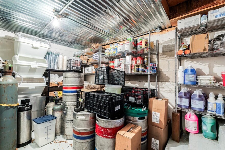 More Photos Of 217 W Hopkins St, San Marcos Restaurant For Sale