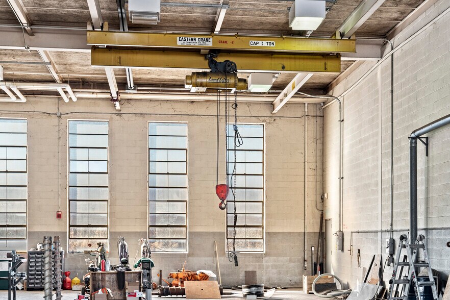 More Photos Of 251 Freestone Ave, Portland Manufacturing For Sale