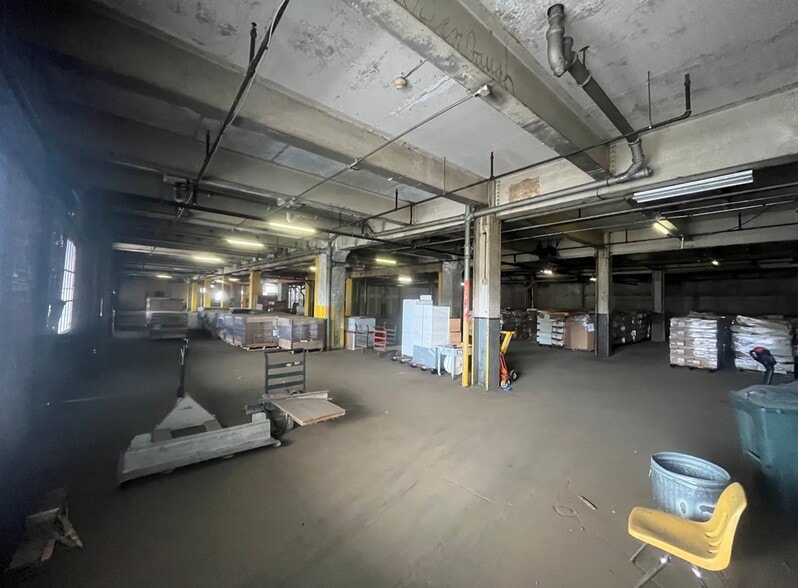 More Photos Of 151-155 E Market St, Wilkes-Barre Warehouse For Sale