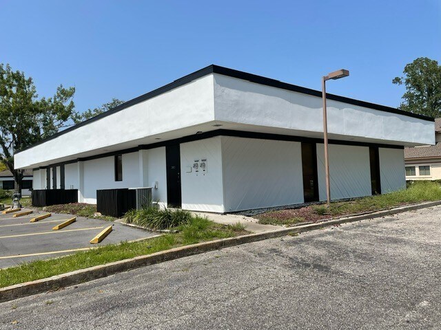 More Photos Of 6210 Samuel Wells, Jacksonville Medical For Sale