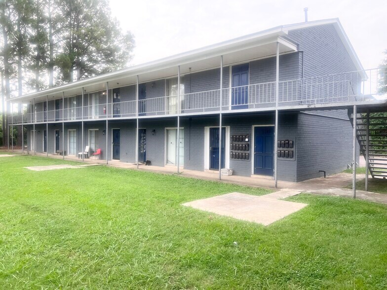 More Photos Of 1095 Merriwether Ave, Memphis Apartments For Sale