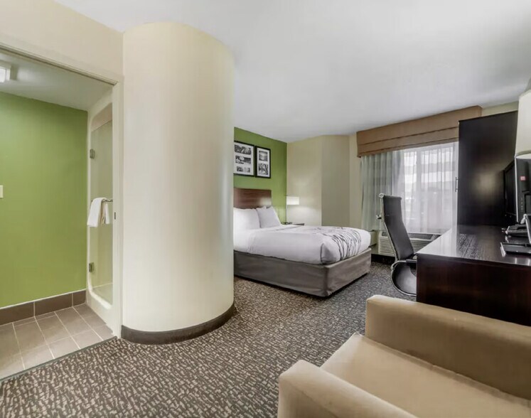 More Photos Of 2525 Abbott Dr, Omaha Hotel For Sale
