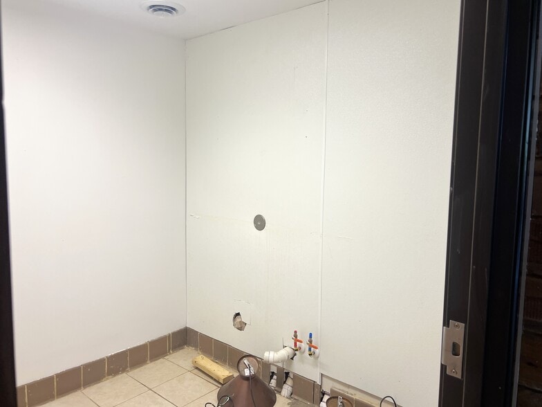 More Photos Of 14307 Gould St, Crosslake General Retail For Sale