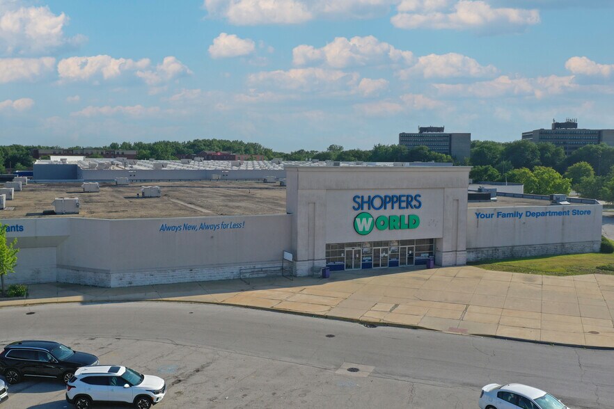 More Photos Of 500 River Oaks West Rd, Calumet City Unknown For Lease