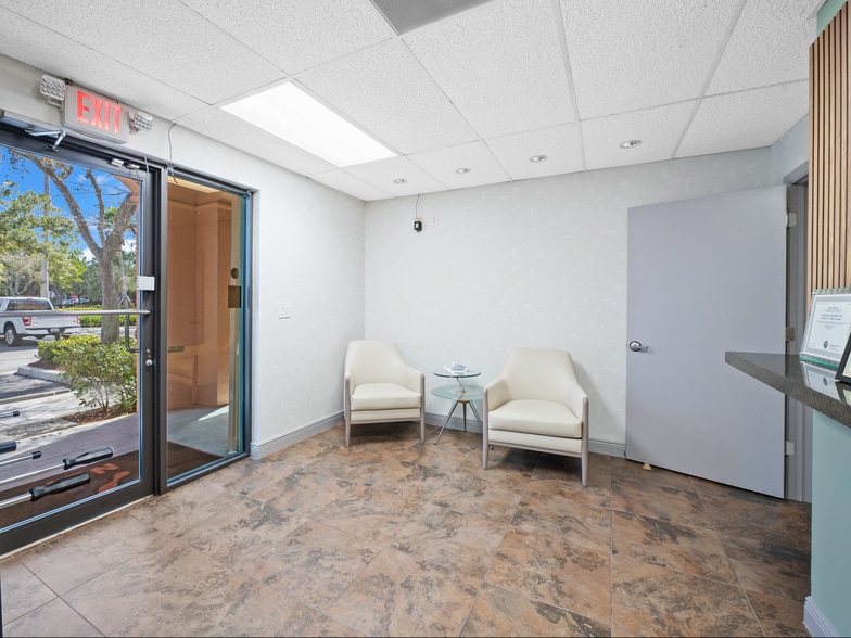 More Photos Of 2233 N Commerce Pky, Weston Office For Lease