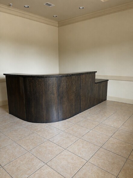 More Photos Of 5777 Sienna Pky, Missouri City Office For Lease