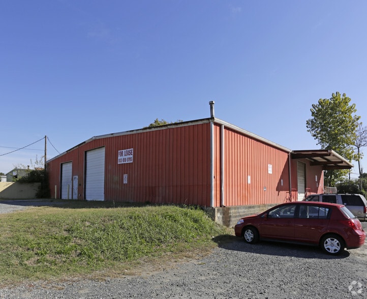 More Photos Of 2839 Sparta Ave, Charlotte Warehouse For Lease