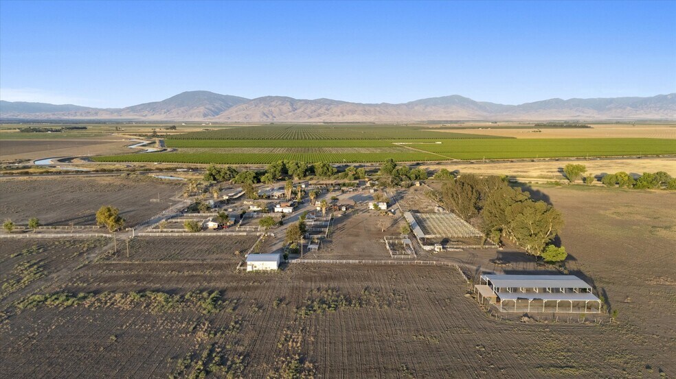 More Photos Of 8661 Herring Rd, Bakersfield Land For Sale