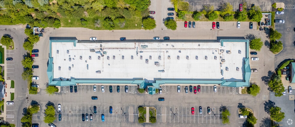 More Photos Of 7872-7948 S Mason Montgomery Rd, Mason Unknown For Lease