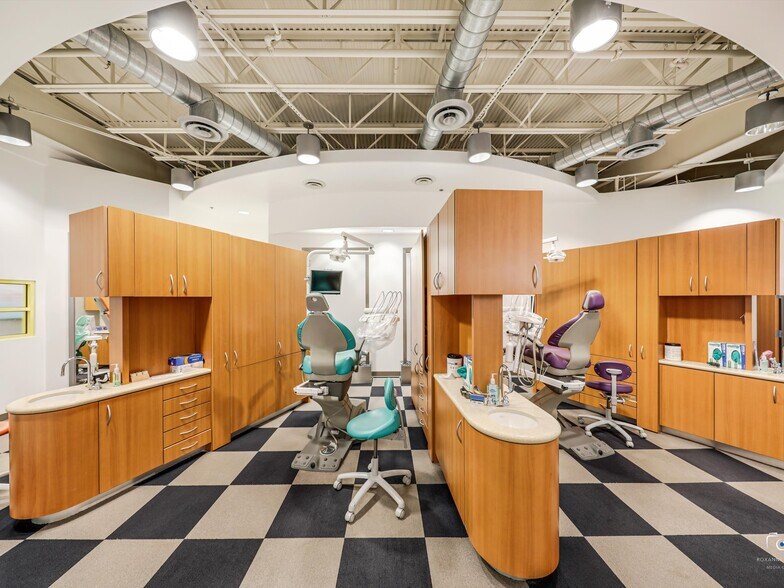 More Photos Of 3001 Dallas Pky, Plano Medical For Sale